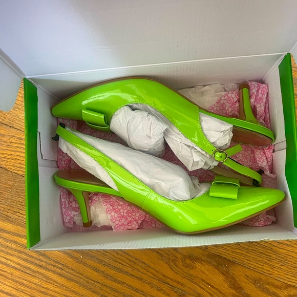 Lilly Pulitzer Kat Kitten heels π - Picture 3 of 8